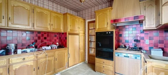 5 bedrooms House in Orcines, France No. 339116 6