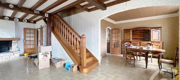 5 bedrooms House in Orcines, France No. 339116 4