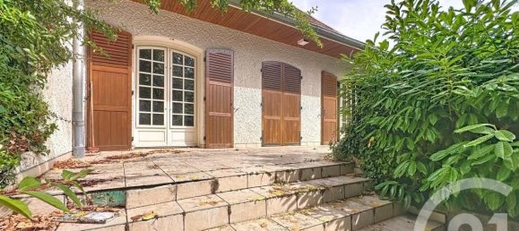 5 bedrooms House in Orcines, France No. 339116 18