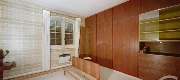 5 bedrooms House in Orcines, France No. 339116 8