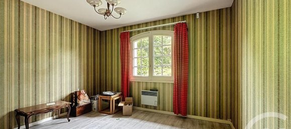 5 bedrooms House in Orcines, France No. 339116 7