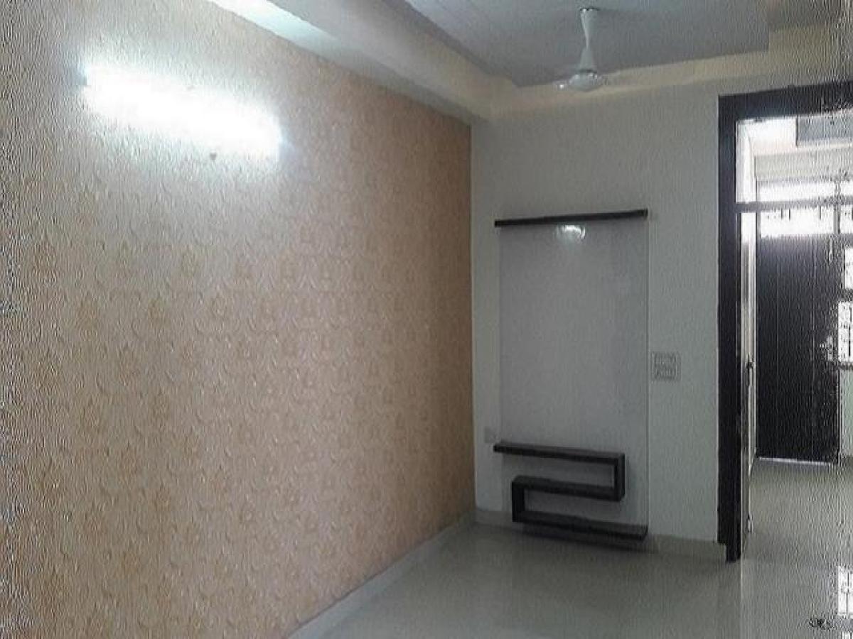 2 bedrooms House in Noida, India No. 1667