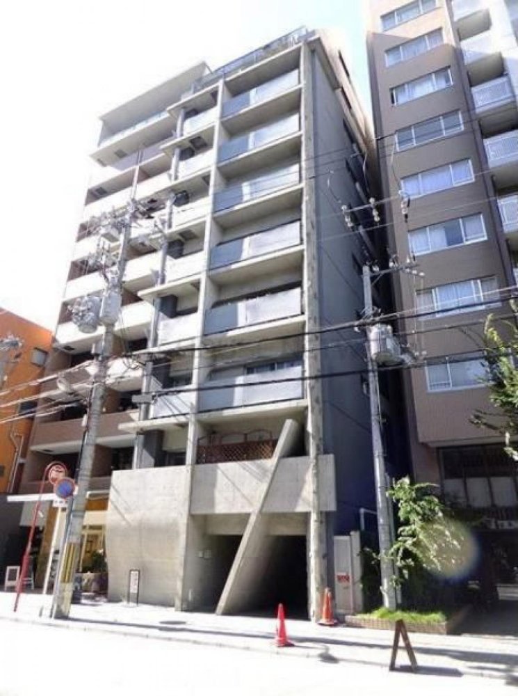 Студия в Косака, Япония № 5488