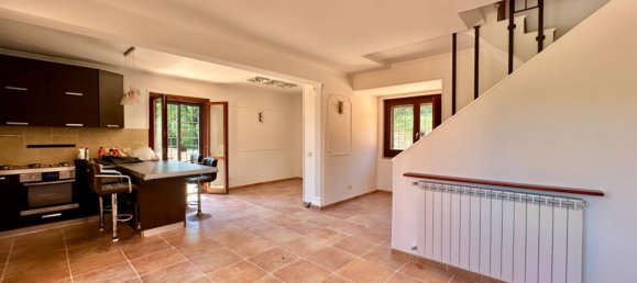 4 Schlafzimmer Villa in Formello, Italy, Nr. 272673 9