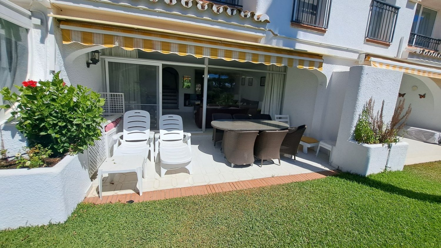 3 bedrooms Townhouse in Marbella, Spain No. 260071
