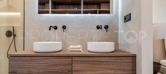 2 bedrooms Penthouse in La Quinta, Spain No. 183153 12