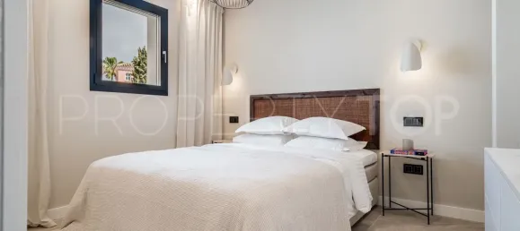 2 bedrooms Penthouse in La Quinta, Spain No. 183153 14