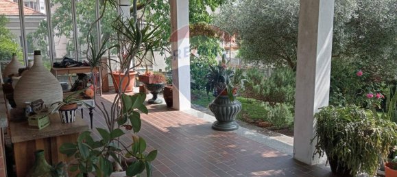 Вилла с 10 комнатами в Гаттинара, Италия № 224555 8