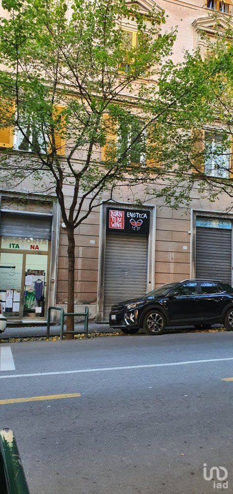 1-Zimmer Gewerbliche Immobilie in Genoa, Italy, Nr. 213892