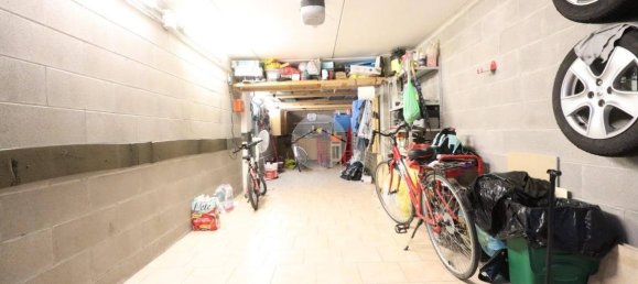 3 Schlafzimmer Wohnung in Mantua, Italy, Nr. 379450 12