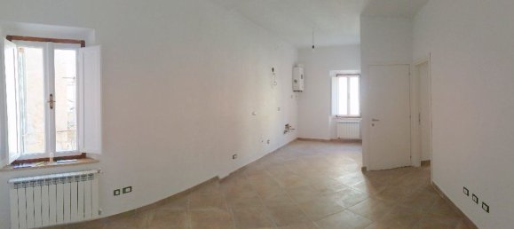 3-salle Appartement à Cascina, Italy No. 11935 2