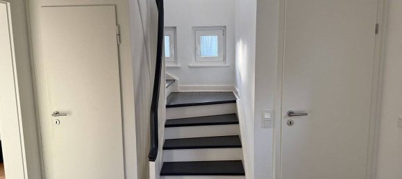 Casa de 4 habitaciónes en Krefeld, Germany No. 10288 9