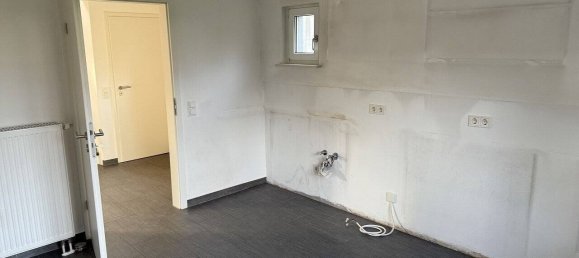 Casa de 4 habitaciónes en Krefeld, Germany No. 10288 14