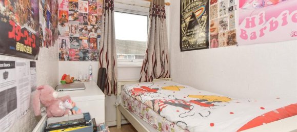 3 bedrooms House in Essex, United Kingdom No. 4144 9