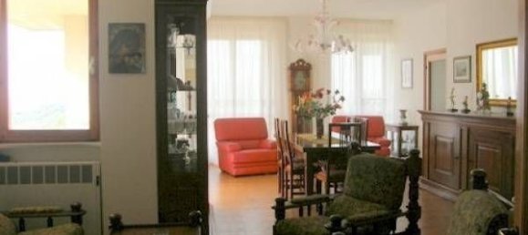 Вилла с 6 комнатами в Чивитанова Марке, Италия № 164602 2