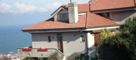 Вилла с 6 комнатами в Чивитанова Марке, Италия № 164602 7