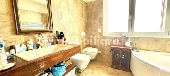 Пентхаус с 2 спальнями в Болонья, Италия № 22811 33