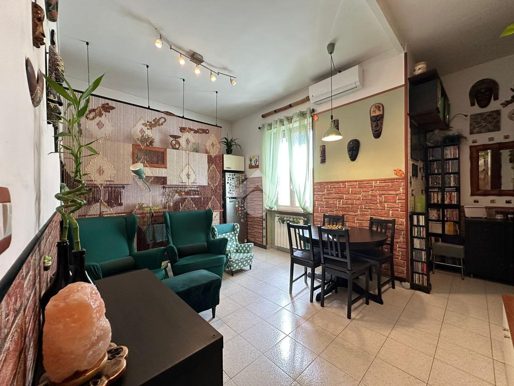 Квартира с 1 спальней в Рим, Италия № 353001