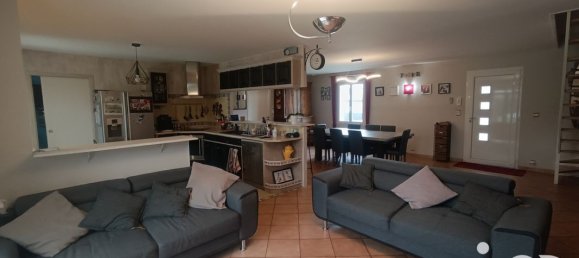 Casa de 5 dormitorios en Chateauroux, France No. 154404 5