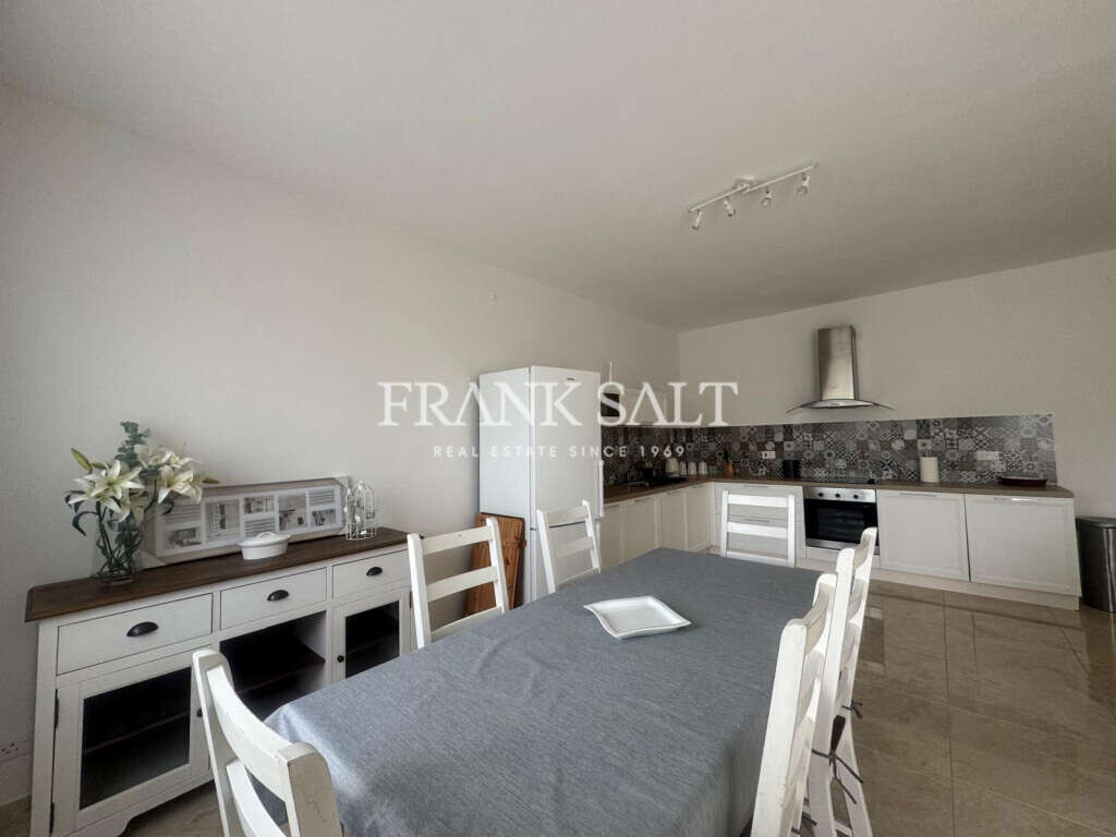 3 bedrooms Apartment in Gharb, Malta No. 6145