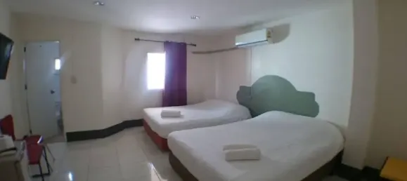 Imóvel comercial com habitação T11 em Udon Thani, Thailand N.º 74681 3