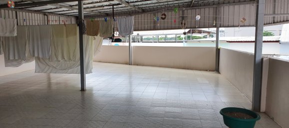 Imóvel comercial com habitação T11 em Udon Thani, Thailand N.º 74681 8