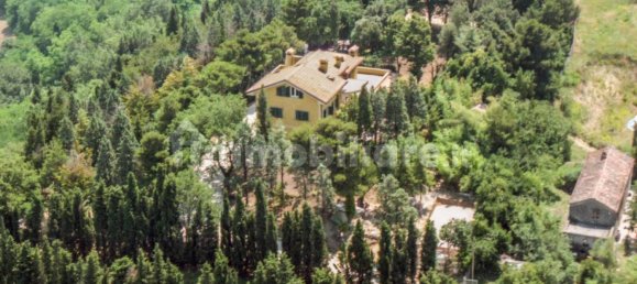 5 Schlafzimmer Villa in Fano, Italy, Nr. 227059 11