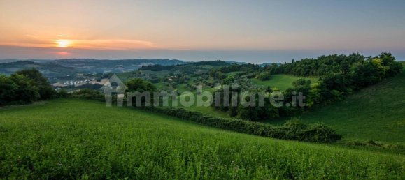 5 Schlafzimmer Villa in Fano, Italy, Nr. 227059 9