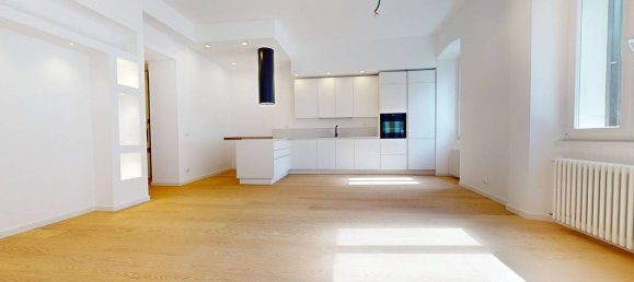 4 rooms Apartment in Trieste, Italy No. 38473 5