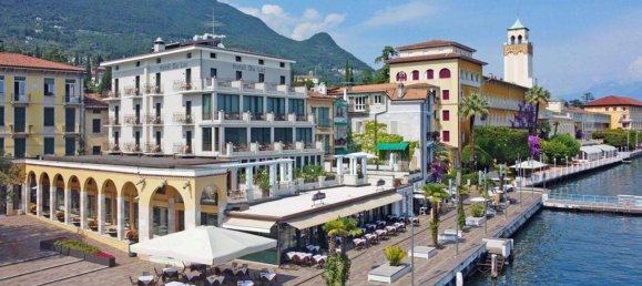 Apartamento de 6 divisões em Gardone Riviera, Italy N.º 40353 2