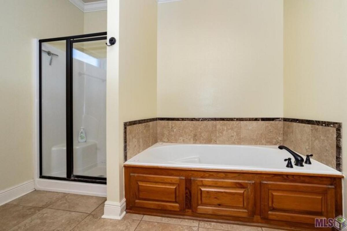 3 bedrooms House in Addis, USA No. 397275