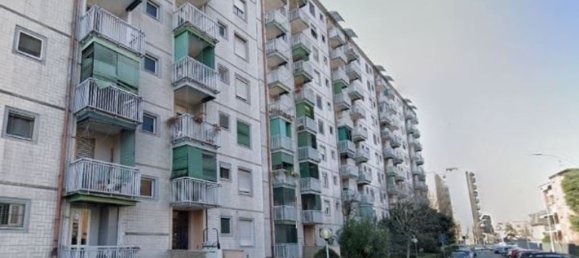 3 rooms Apartment in Milan, Italy No. 244723 3