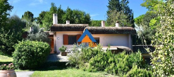 6 bedrooms Villa in Giove, Italy No. 353844 3