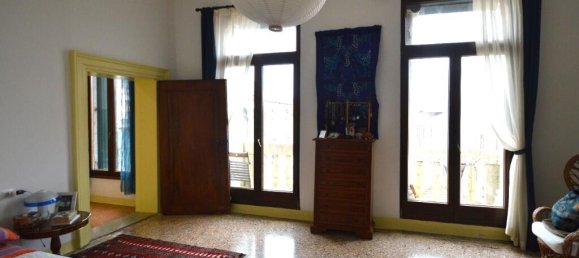 4 Schlafzimmer Penthouse in Venice, Italy, Nr. 176002 11