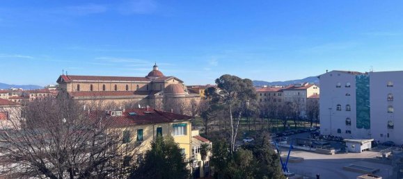 5-salle Appartement à Livorno, Italy No. 73224 18