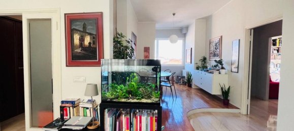 5-salle Appartement à Livorno, Italy No. 73224 24