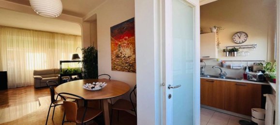 5-salle Appartement à Livorno, Italy No. 73224 27