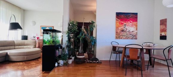 5-salle Appartement à Livorno, Italy No. 73224 5