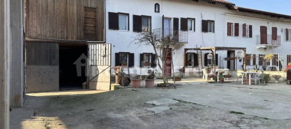 Дом с 4 спальнями в Сан Дамьяно д'Асти, Италия № 269810 3