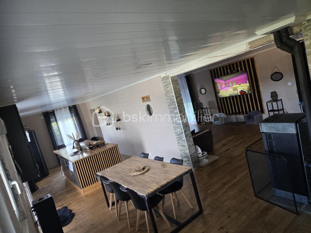 Casa T3 em Nouzonville, France N.º 300045