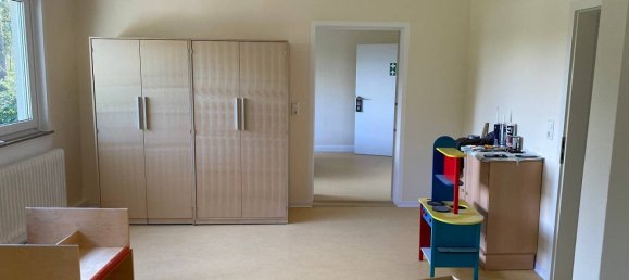 11 rooms Building in Bremen, Germany No. 23787 3