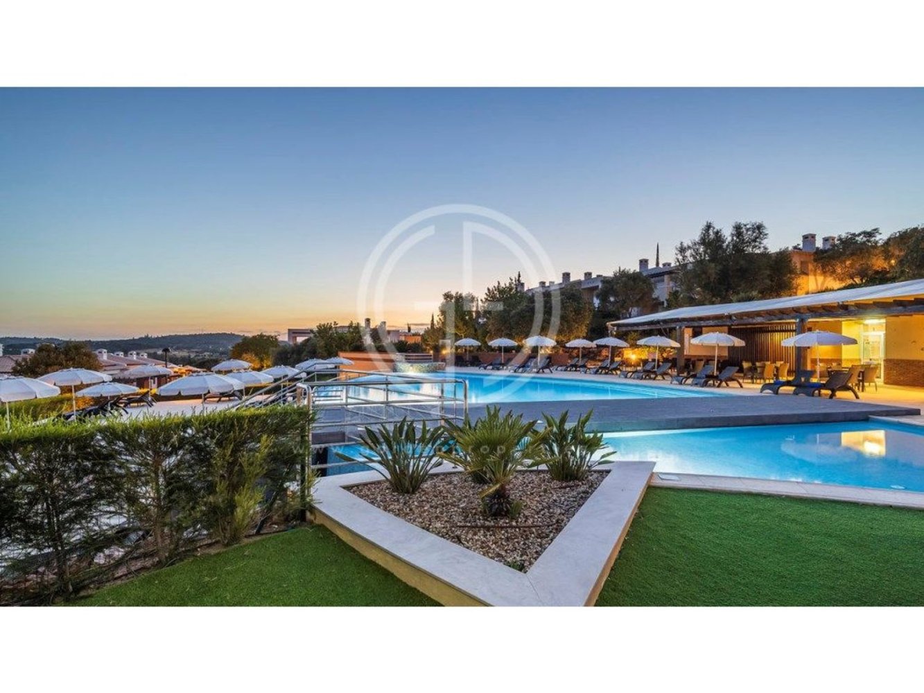 3 bedrooms House in Mexilhoeira Grande, Portugal No. 133962