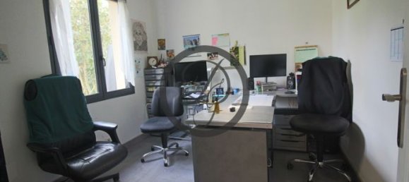 4 bedrooms House in Breteuil, France No. 315731 8