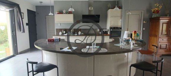 4 bedrooms House in Breteuil, France No. 315731 4