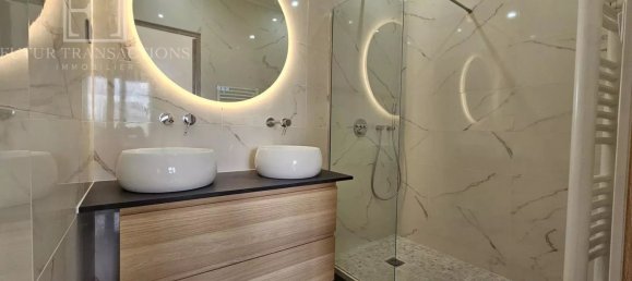 3 Schlafzimmer Villa in Colombes, France, Nr. 172957 7