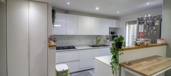 Apartamento de 4 divisões em Monterotondo, Italy N.º 53044 9