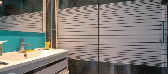 4 chambres Appartement à Orléans, France No. 257602 7