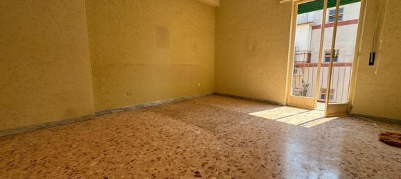 4 rooms Apartment in Barletta, Italy No. 17896 7