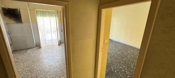 4 rooms Apartment in Barletta, Italy No. 17896 13