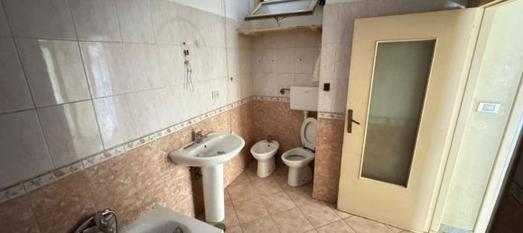 4 rooms Apartment in Barletta, Italy No. 17896 19